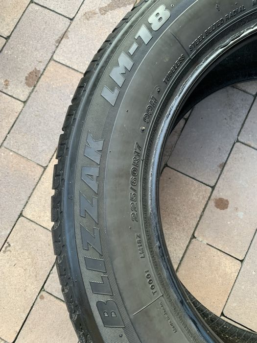 Зимові шини(резина) 225/60 R17 “Bridgestone” Blizzak LM-25 - 2шт