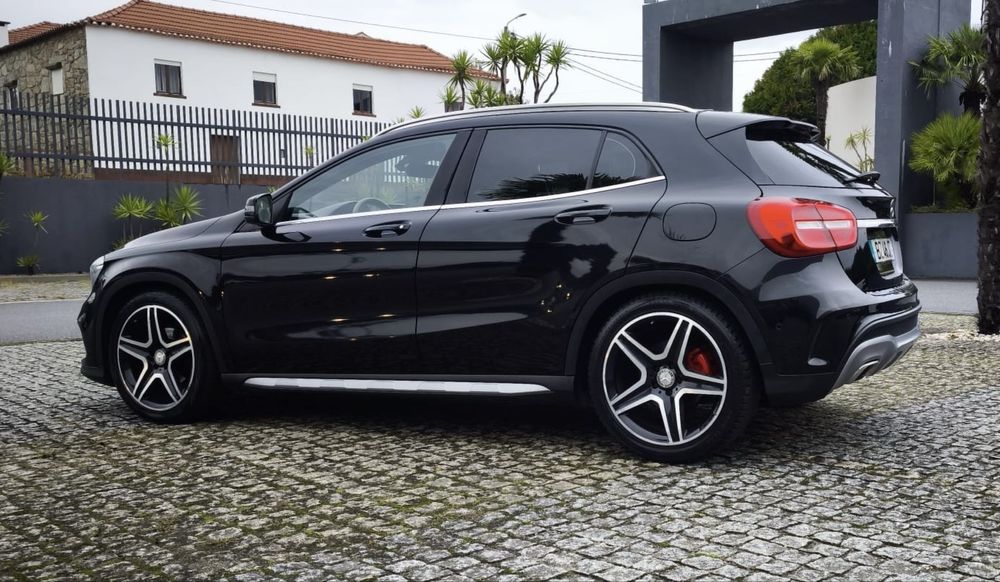 Mercedes GLA 180 Automatico Ano 2016 ( Versao AMG )