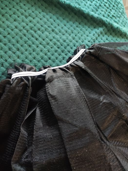 Czarna, tiulowa spódniczka dla dziewczynki