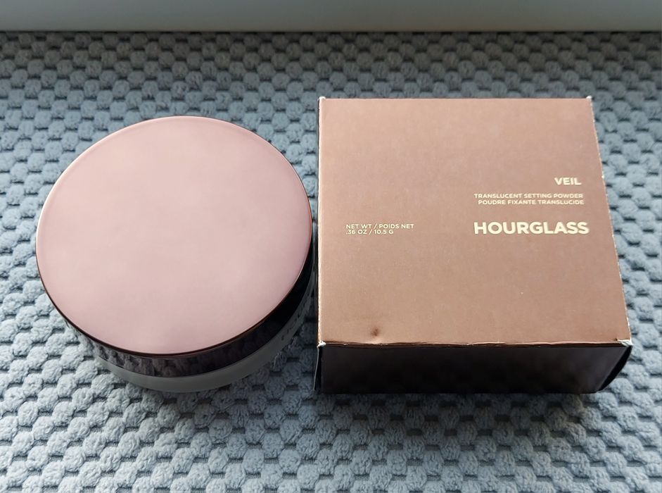 Hourglass Veil Translucent Setting Powder puder sypki