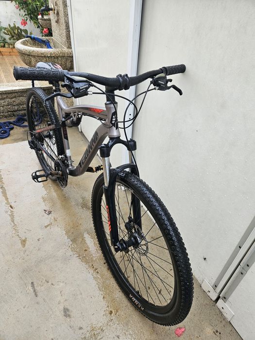 Bicicleta de roda 27.5  suspensão total