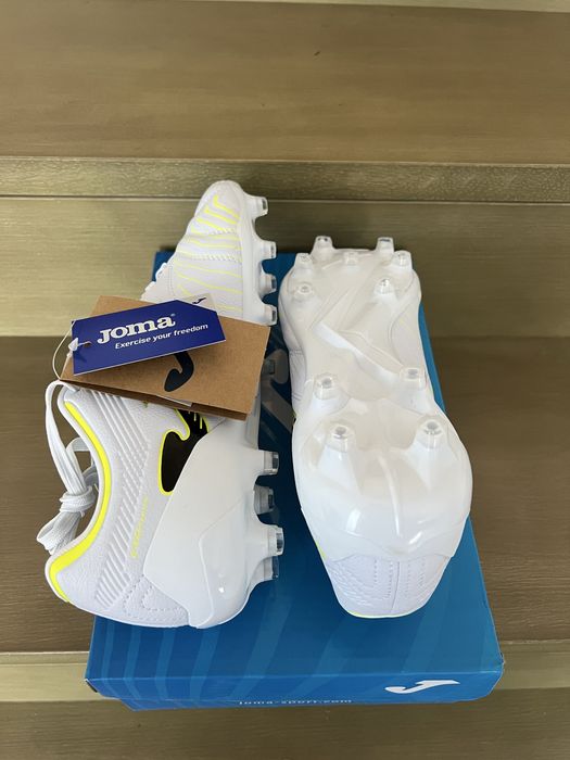 Chuteiras JOMA Score