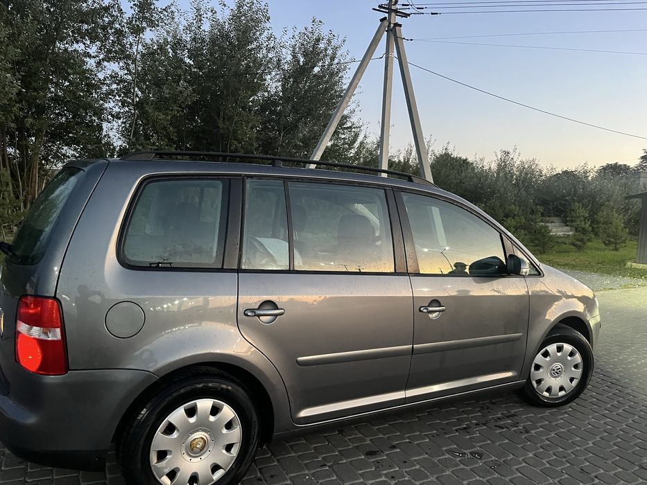 Volkswagen Touran