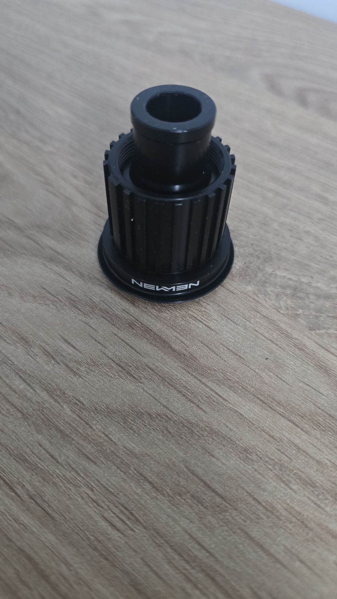 Bebenek newmen microspline