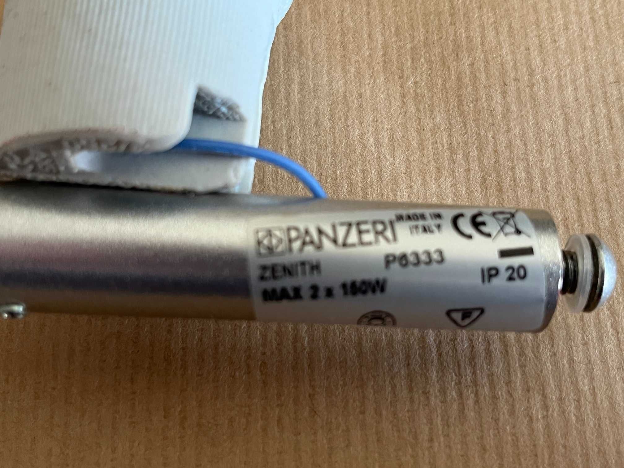 elegancka lampa sufitowa Panzeri z mlecznego szkła w kształcie łódki