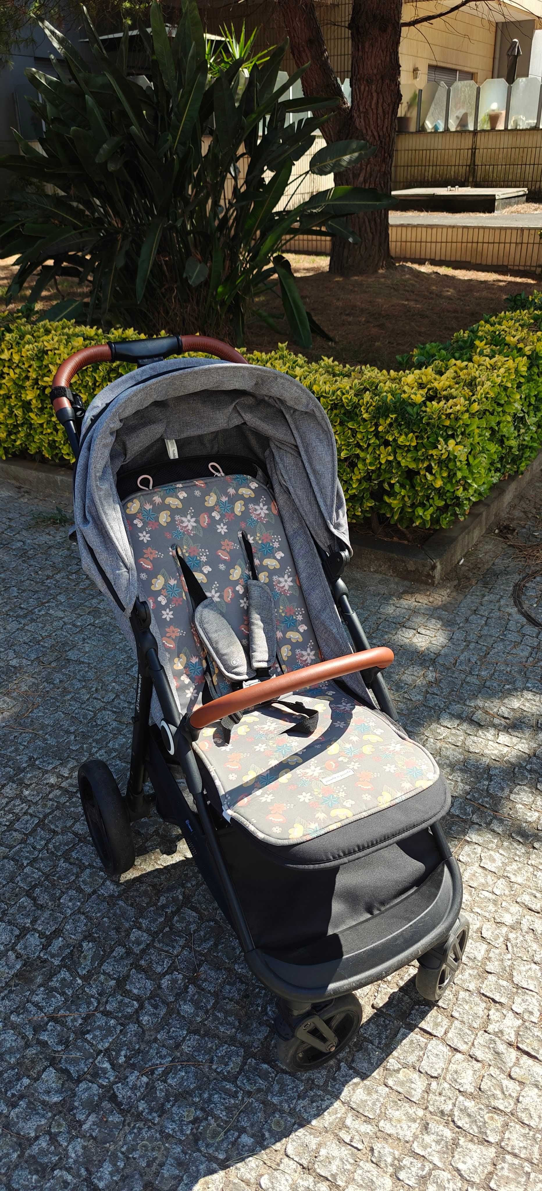 Carrinho de bebé Kinderkraft GRANDE PLUS Cinzento