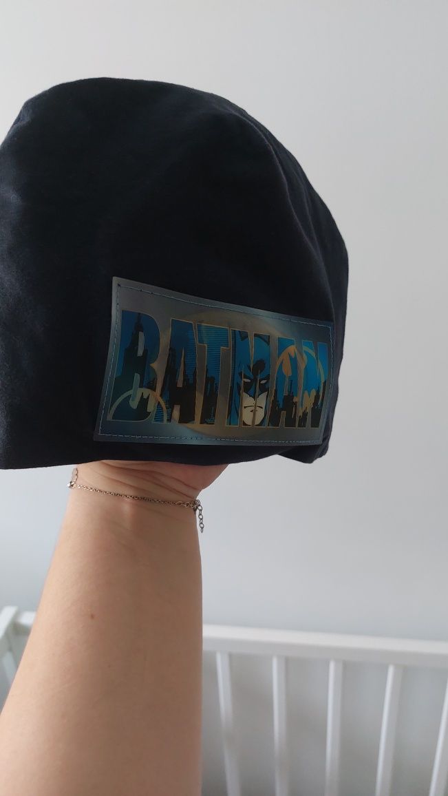 Czapka jesienna batman