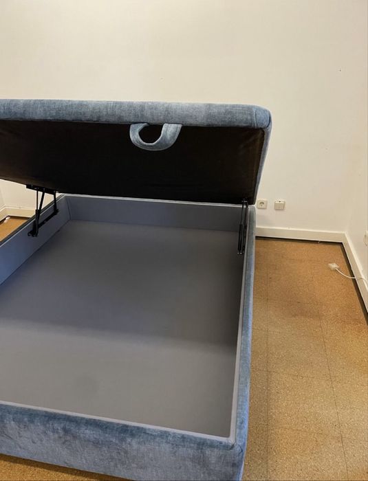 Cama de casal e cabeceira - Negociável