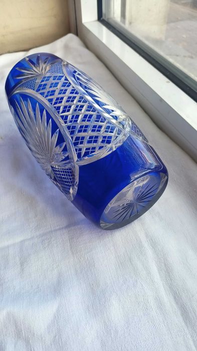 Wazon kryształowy lazurowany kobaltowy szlifowany Irena Inowrocław