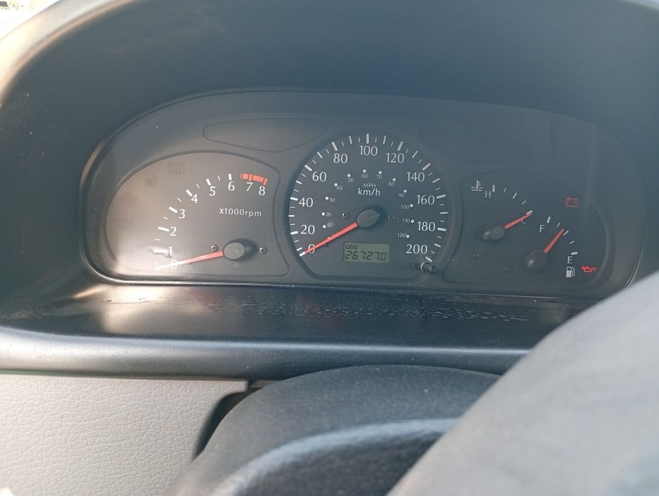 Продам економне авто Kia Rio 1.3 бензин 2000 року