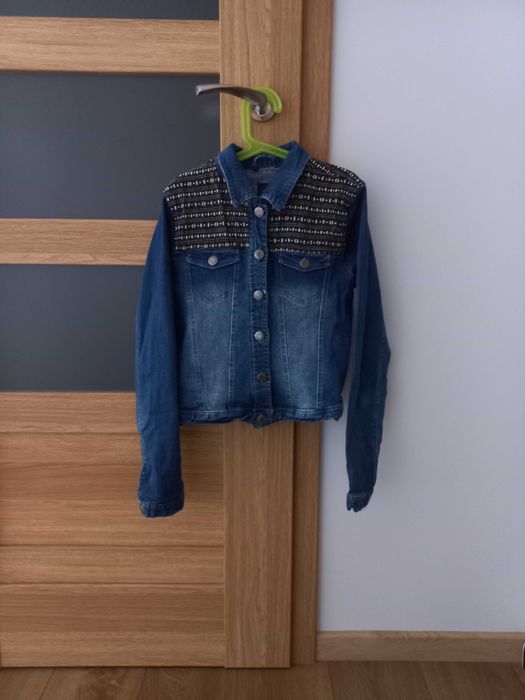 Kurtka jeansowa ze wzorkiem marki Sinsay rozmiar S