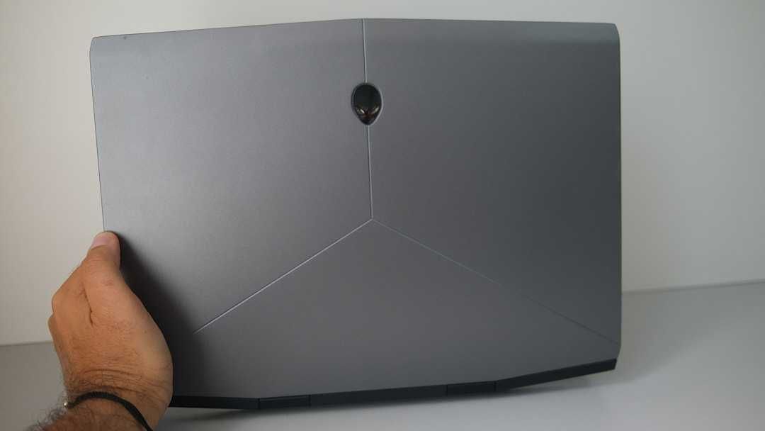 Alienware M 15 i7 9750 H 1tb HDD 256 SSD GTX 1660 Ti  15,6 FHD  100%