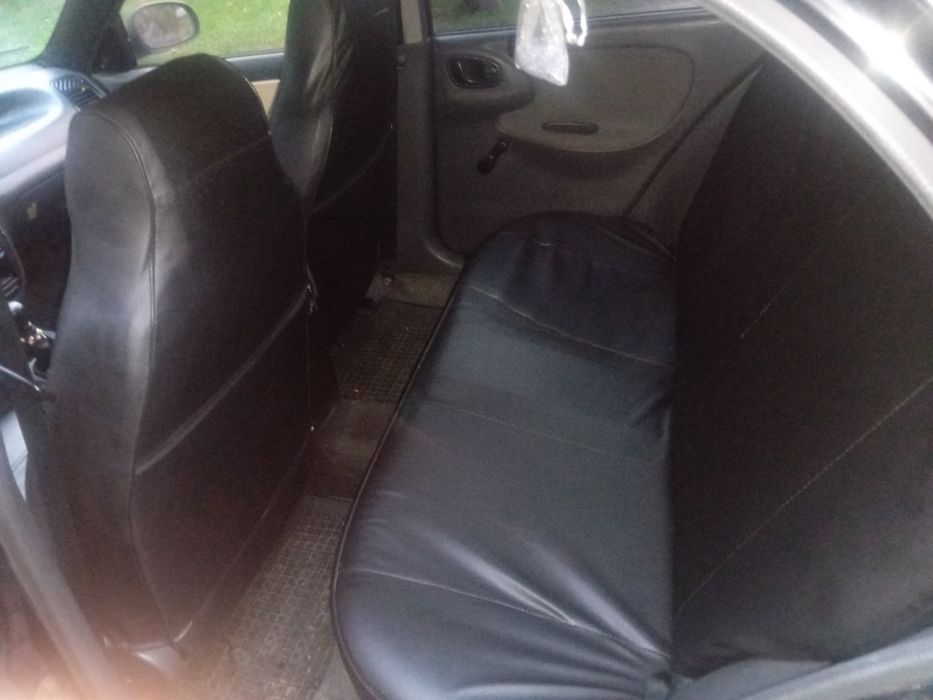 Продам. Сенса 1.4 на газу. 2004 года.