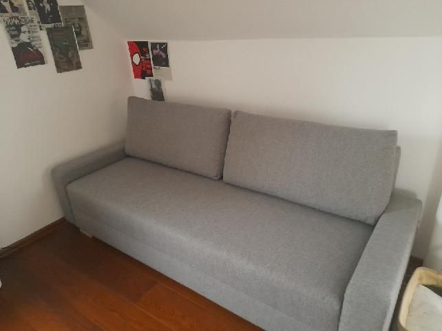 Sofa, kanapa  3 osobowa, rozkładana, szara z ikea + gratis