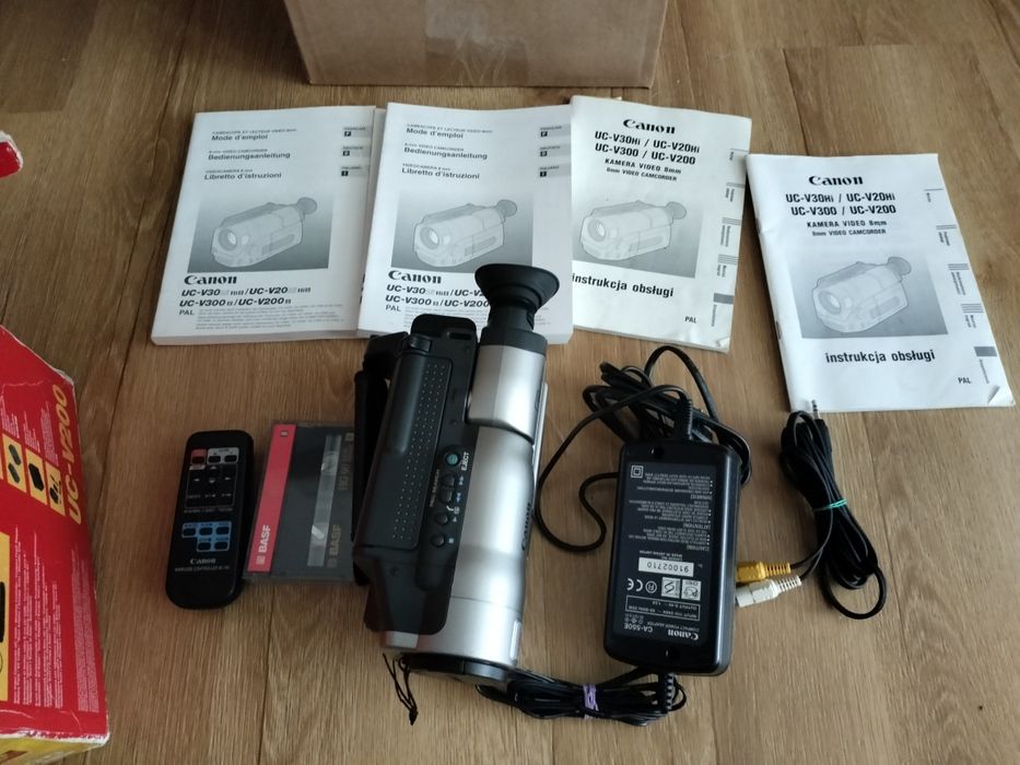 Kamera Canon  UC V-200