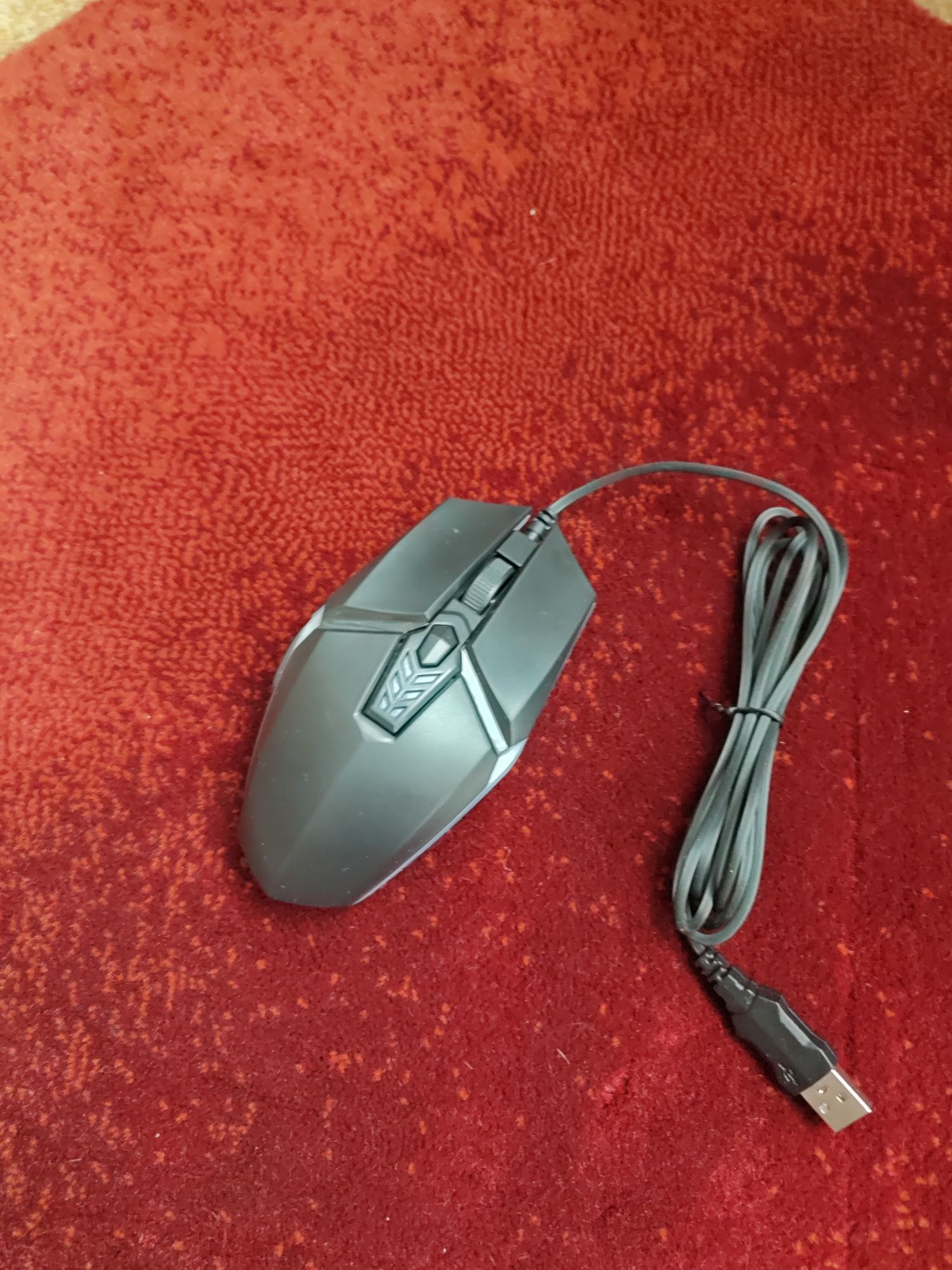 Продам ігрову мишку ( RGB )