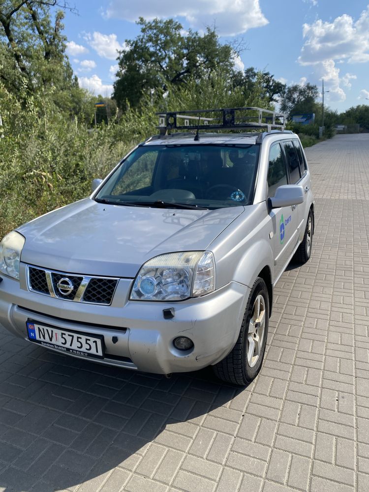 Автомобіль Nissan X-Trail T30
