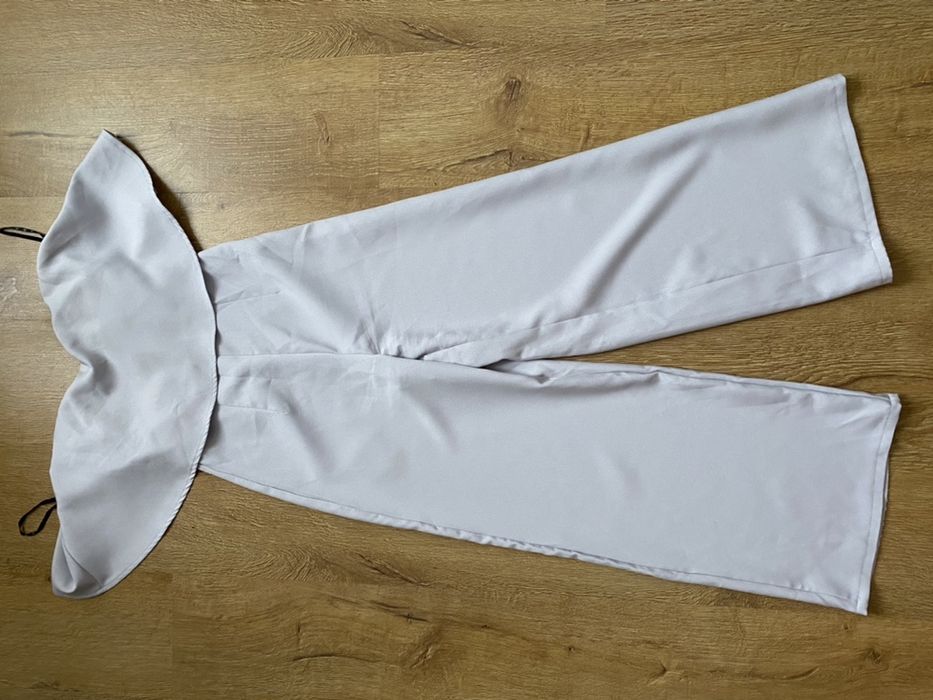 Продам модный комбинезон фирмы MISSGUIDED