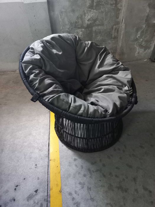 Cadeirão / Puffe preto