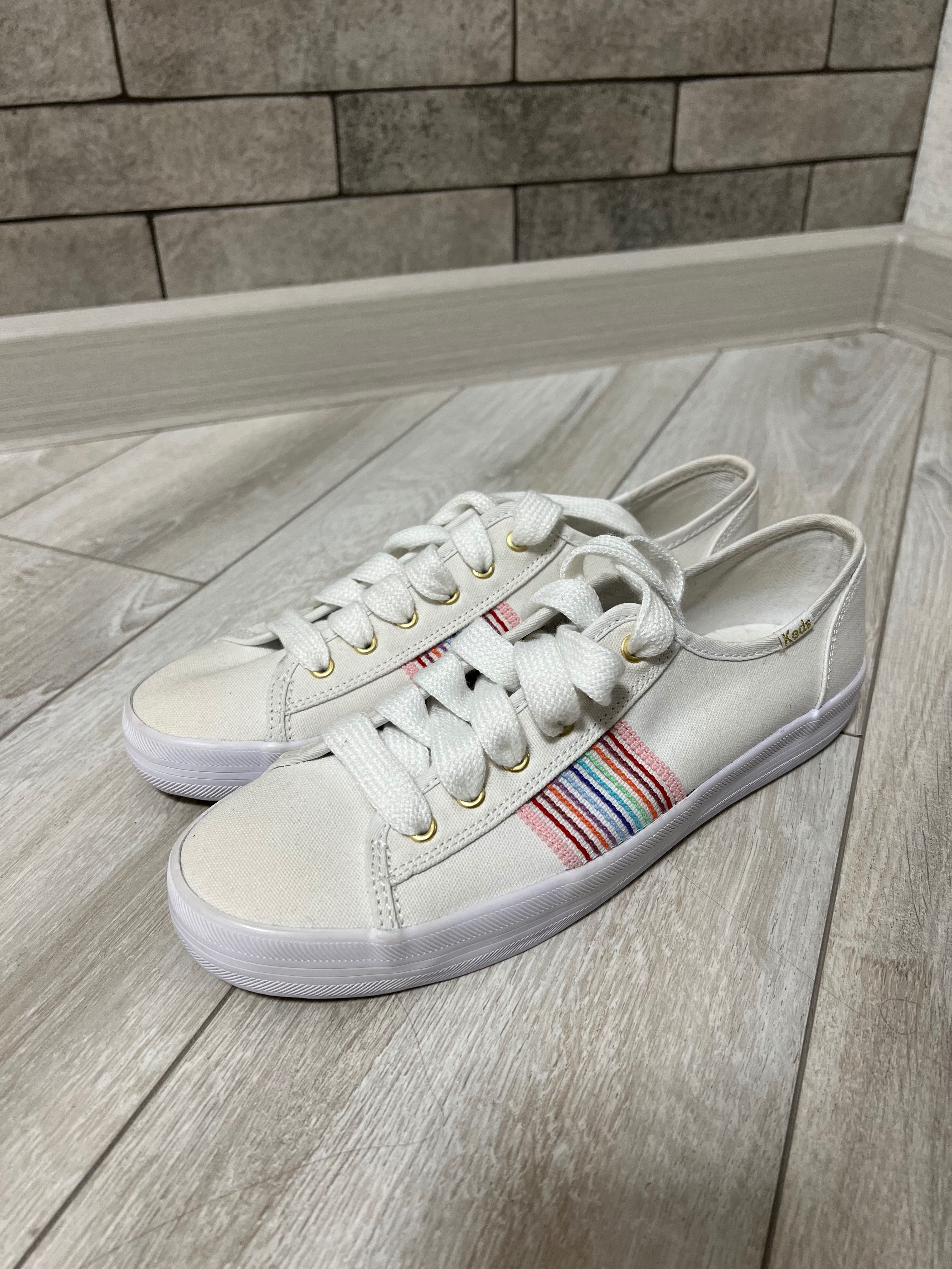 Нові кеди від Keds