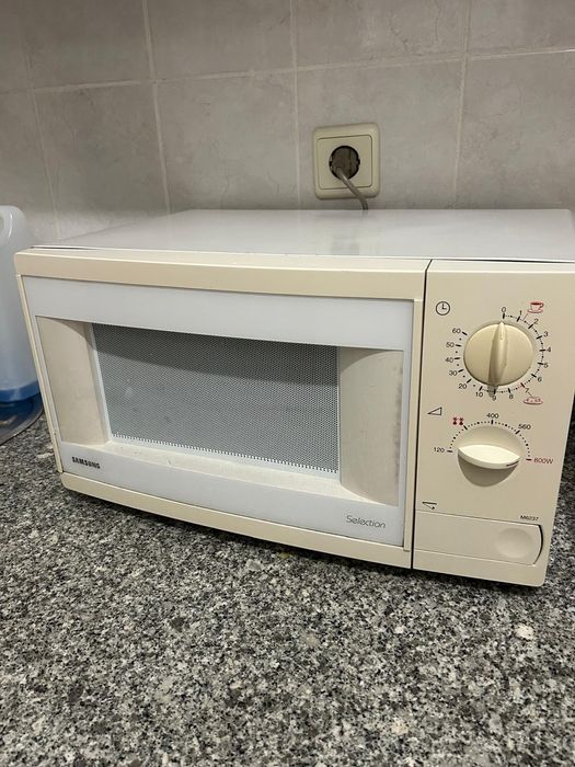Microondas Samsung em bom estado