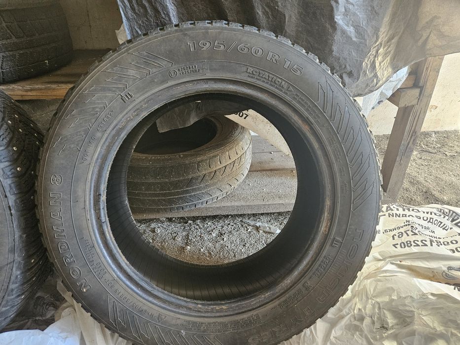 Продам гуму зимову NOKIA