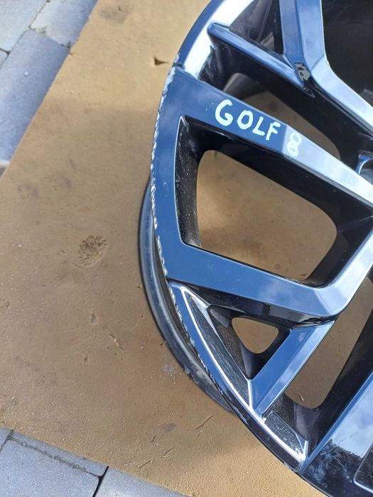 felga vw golf 8 VIII 7,5jx18 et45 5x112 model 5h0601.025k