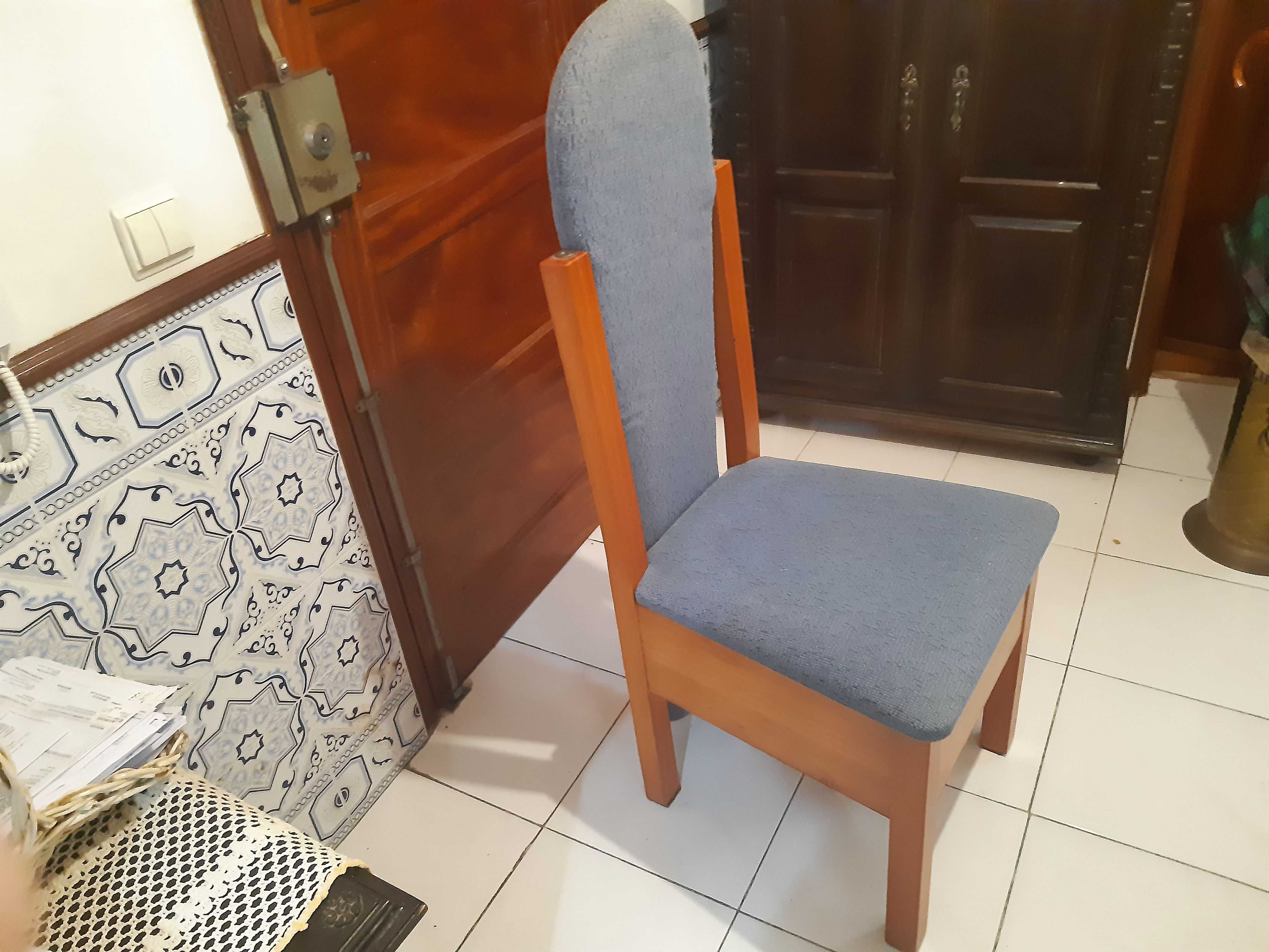Cadeira tabua de passar a ferro, nunca usada