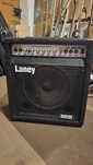 Wzmacniacz basowy Laney RB2