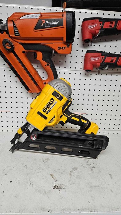 Gwoździarka Dewalt Dcn692 90mm bez akumulatora