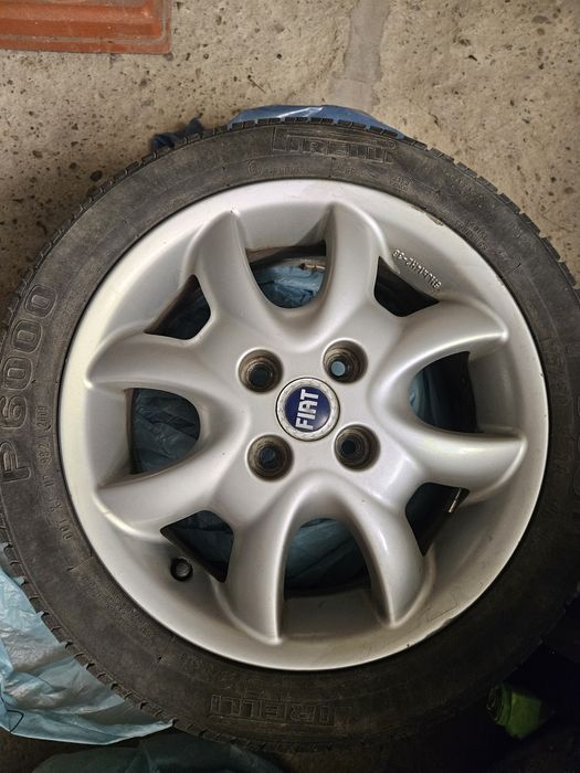 Felgi z oponami Pirelli Fiat