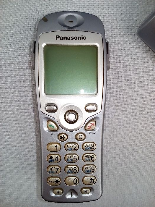 Цифровой DECT телефон с автоответчиком и АОНом Panasonic KX-TCD586