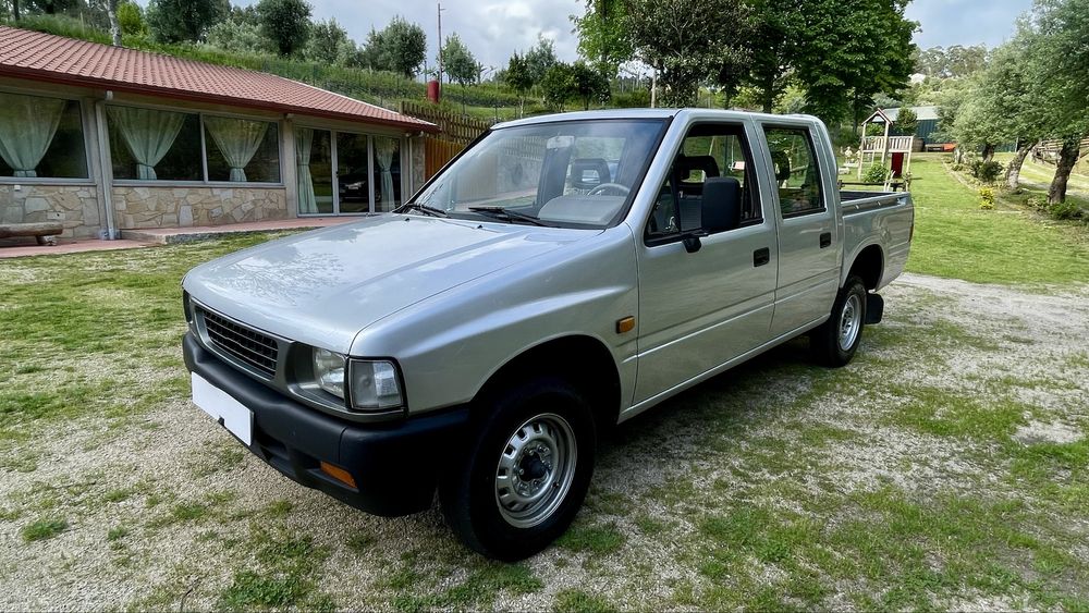 Pick-up Opel Campo cabine dupla+caixa aberta 4x2 motor Isuzo 2.5