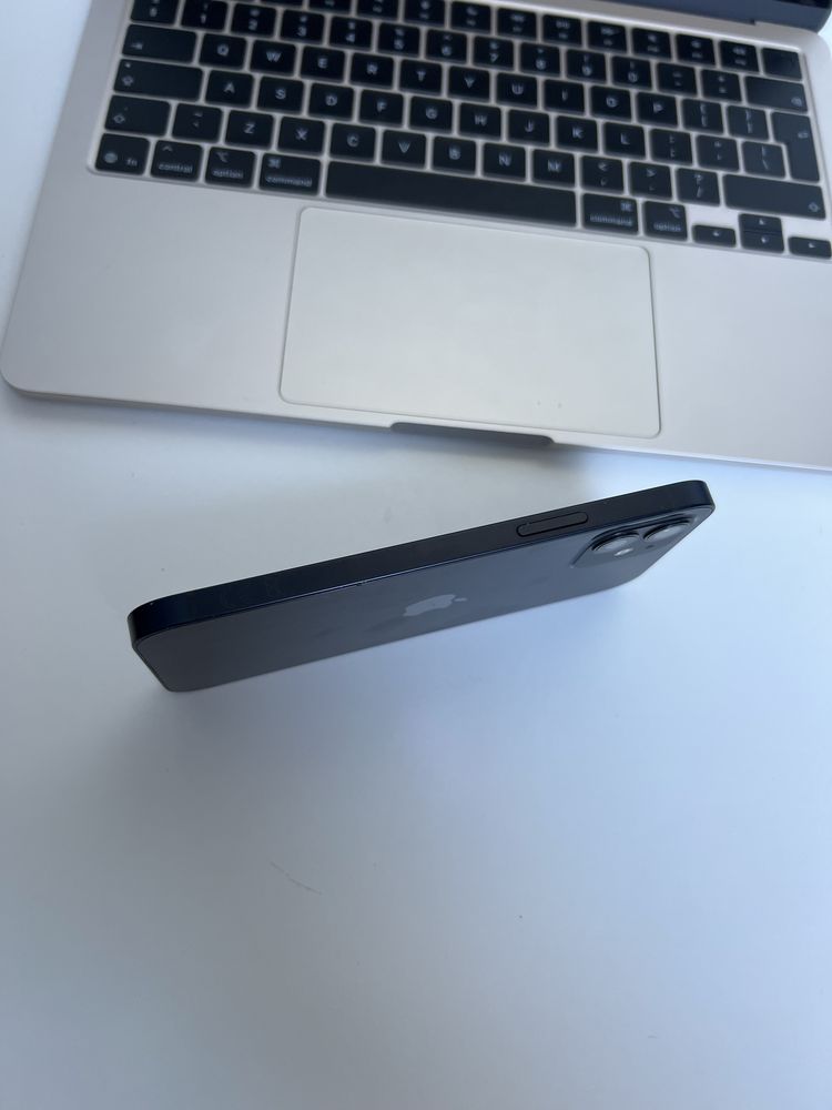 iPhone 12 | stan BARDZO DOBRY | etui GRATIS