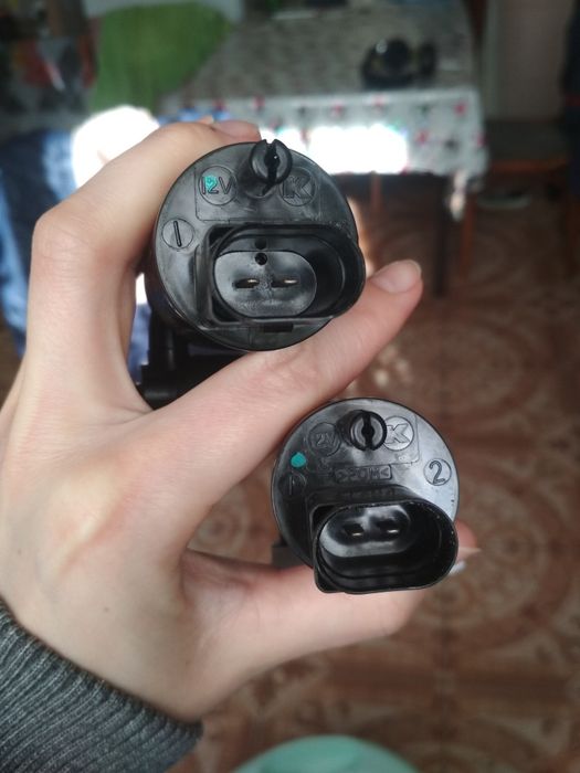 Водяні насоси склоомивача 1017634 та інші