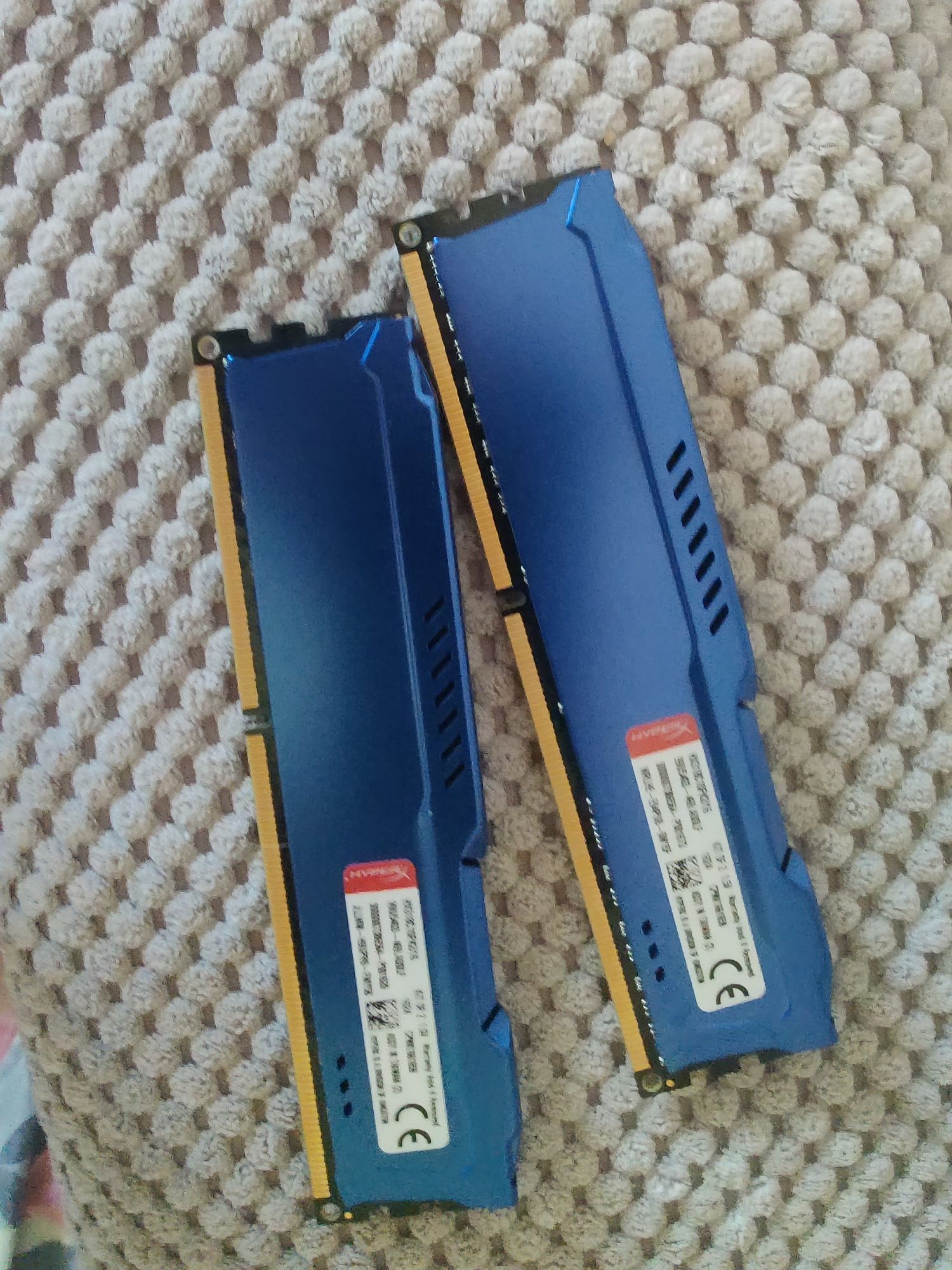 Озу 2 по 8 Hyperx Fury ddr3