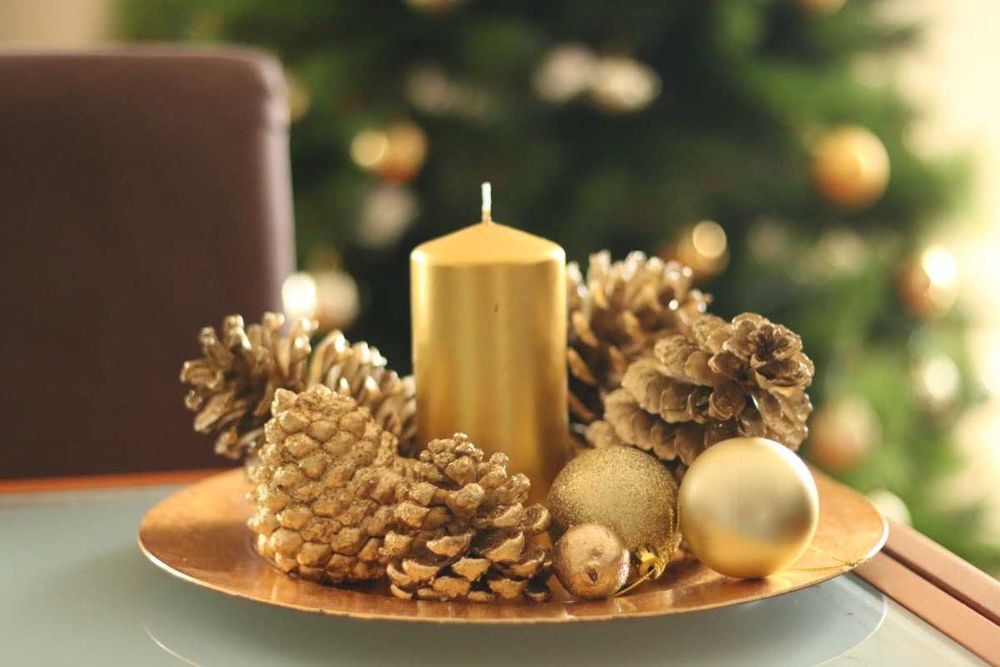 5 PINHAS para enfeitar o seu natal - Douradas, Beges e Prateadas