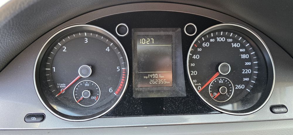 VW Passat sedan 2009r 2.0 diesel