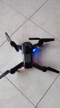 Drone com 2 baterias