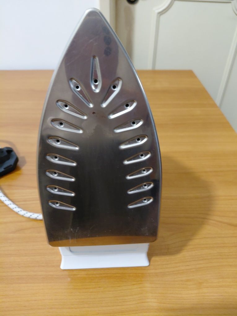 Ferro engomar Ariete  usado