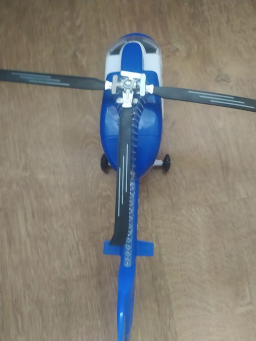 Helikopter na baterie