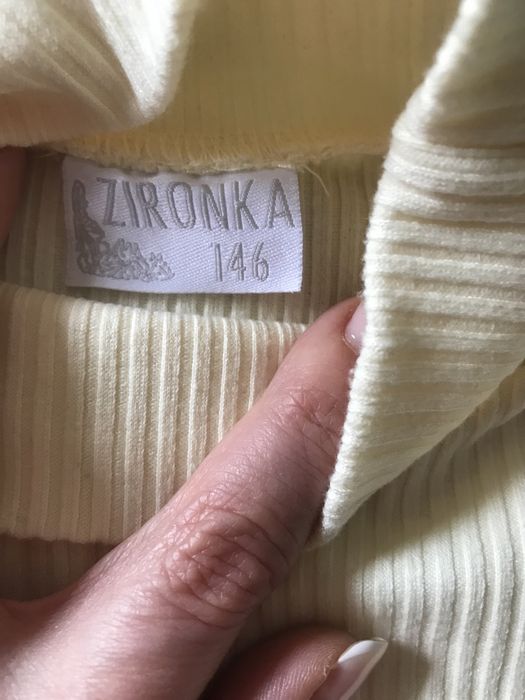 Продам блузки Zironka р 146