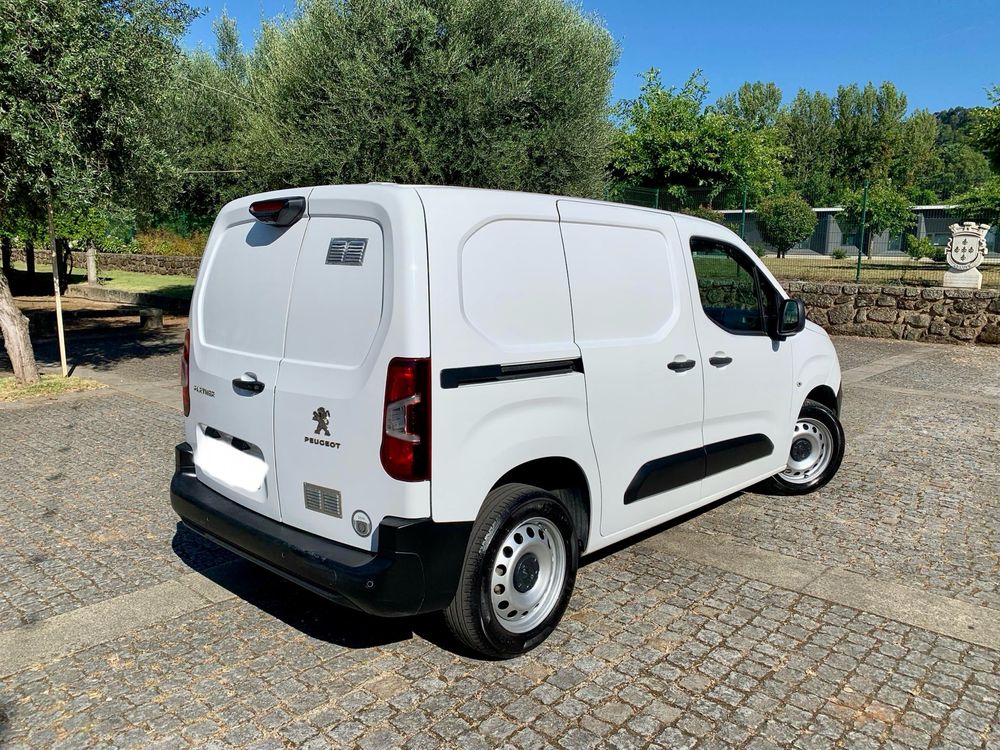 Peugeot Partner 1.6 HDI 100cv Full Extras Como nova IVA