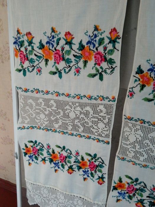Рушник вишитий хрестиком