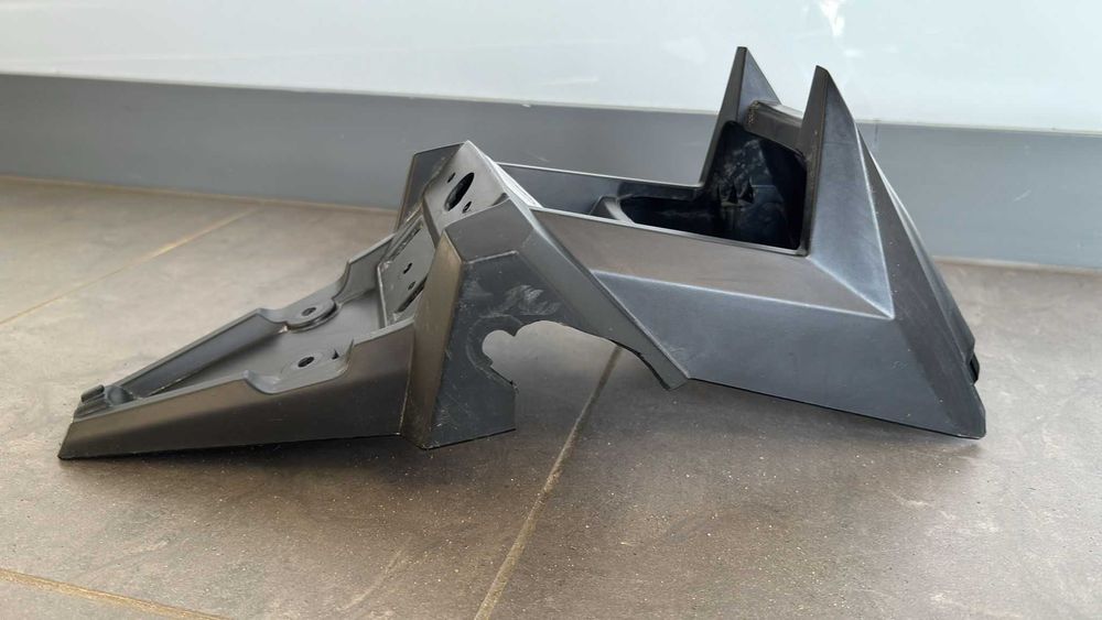 Mocowanie Tablicy Rejestracyjnej Ogon Yamaha WR 125. 2009-14 [671]