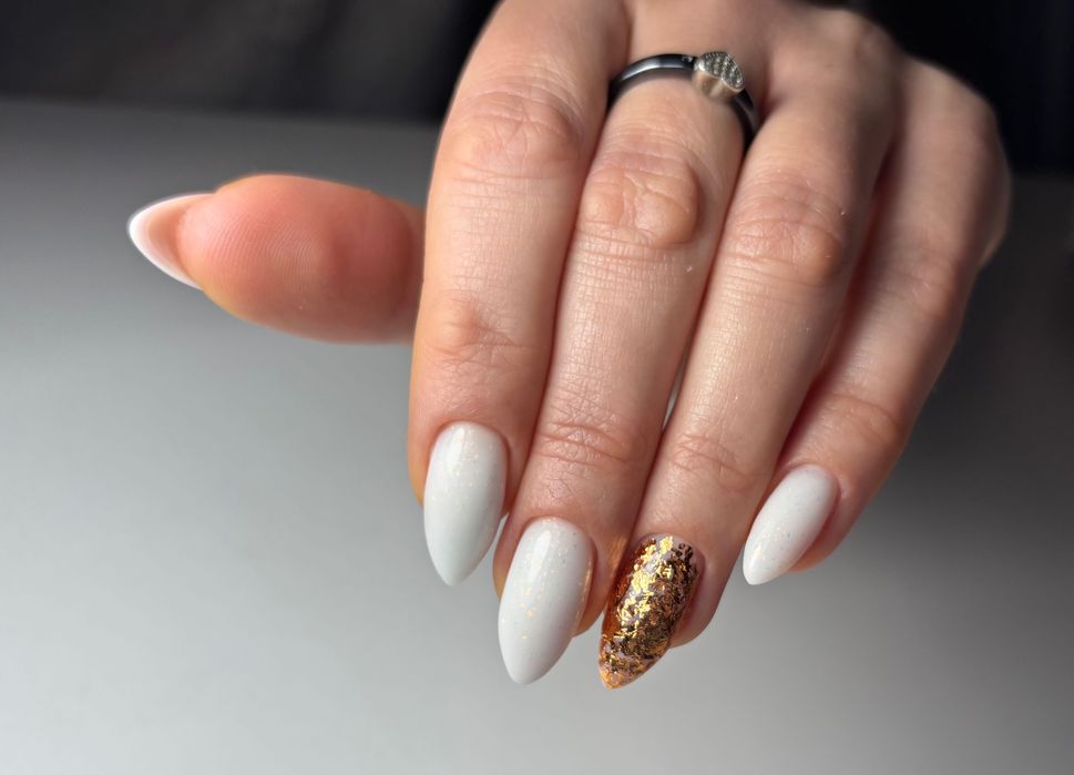 Манікюр. Стерильні інструменти. Якісне покриття.