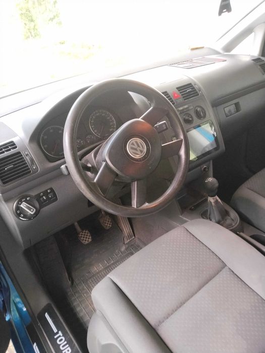 Продам Volkswagen Touran 2004 1,9D