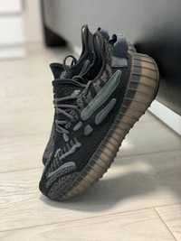 РАСПРОДАЖА! Кроссовки Adidas Yezzy Boost v2 Core в двух цветах