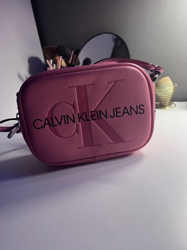 torebeczka na ramie calvin klein