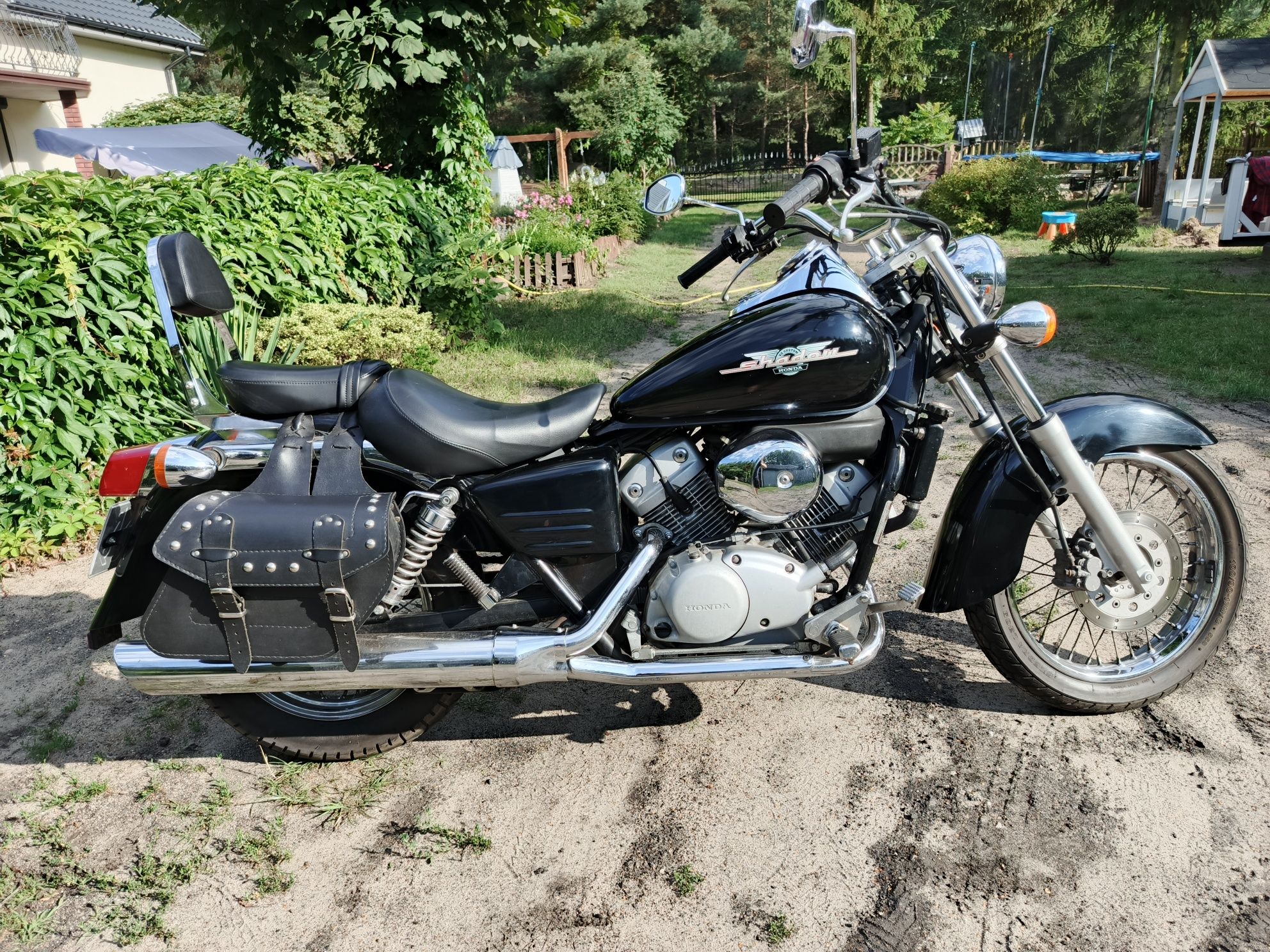 Honda Shadow 125 kat B